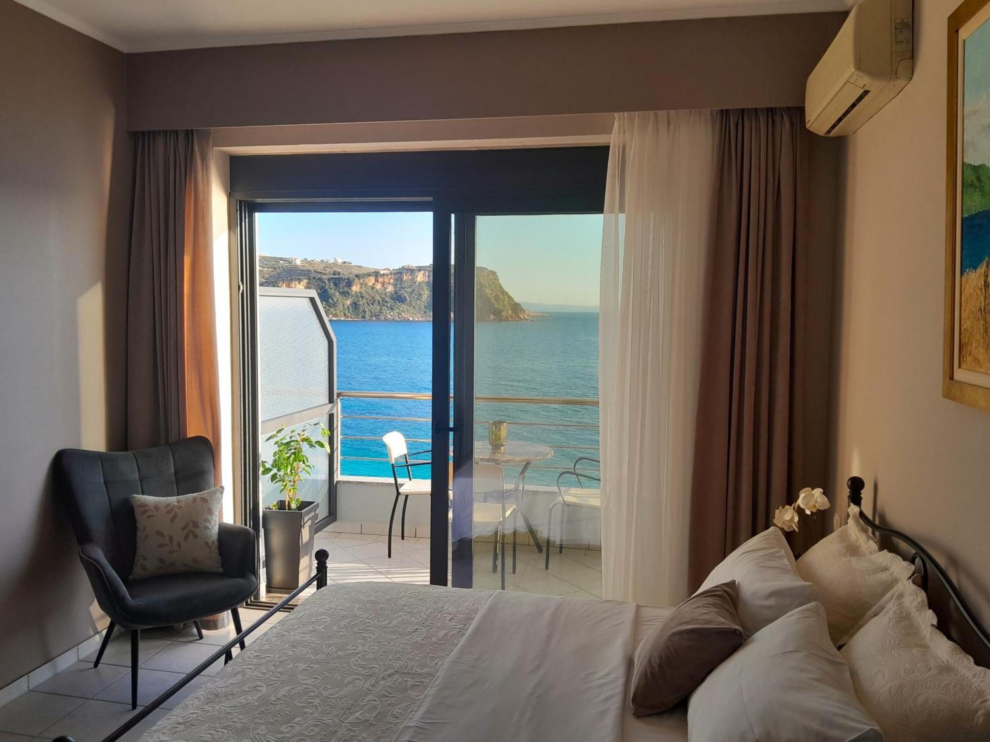 Anel Rooms Himare Bagian luar foto