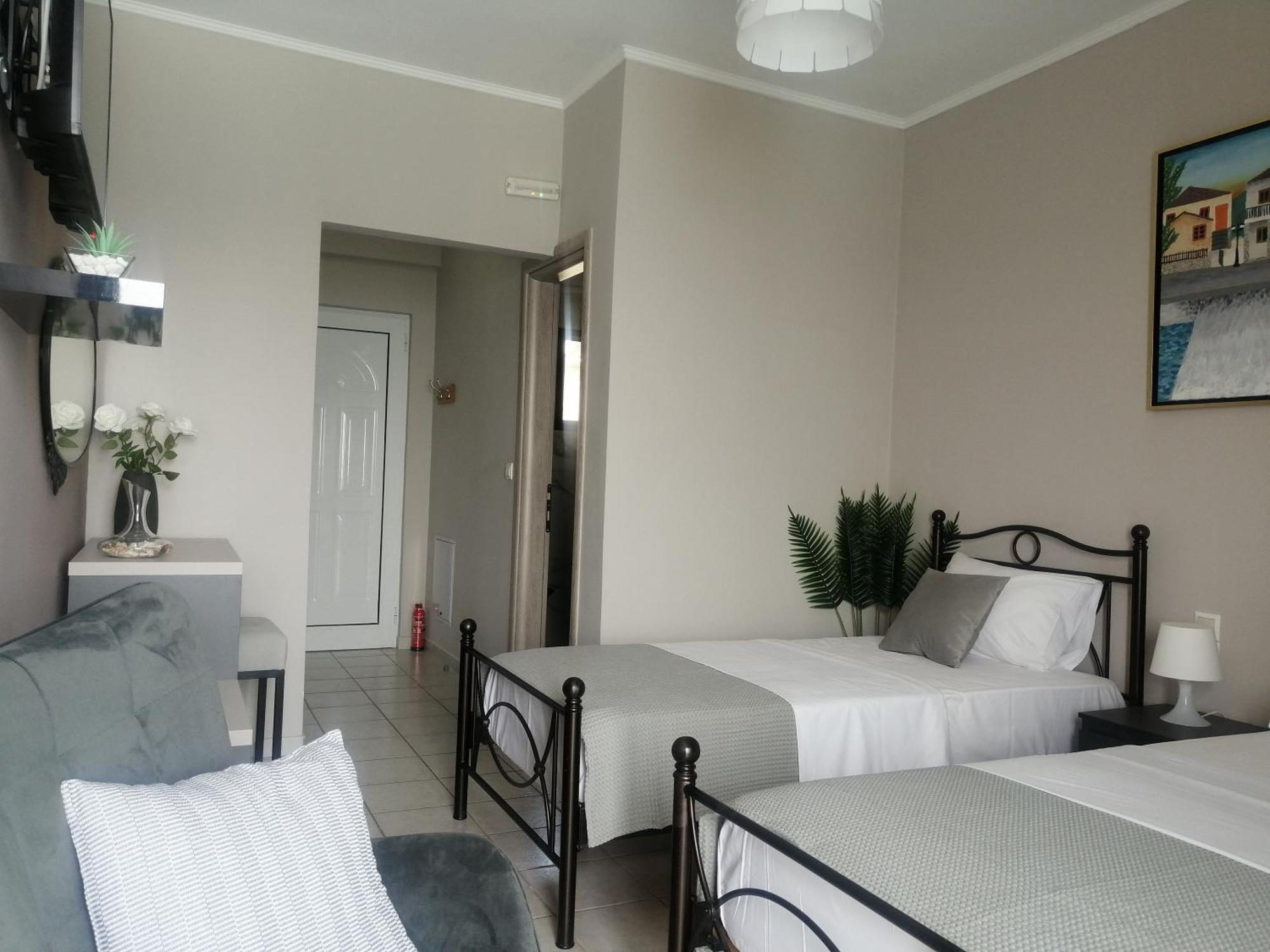 Anel Rooms Himare Bagian luar foto